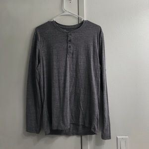 Men’s Medium Public Opinion Grey Long Sleeve